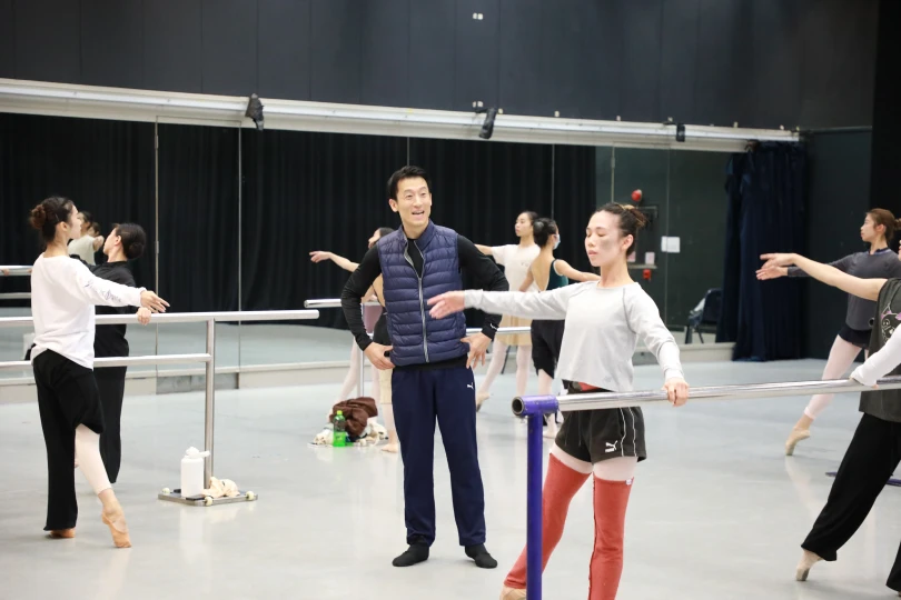 Ballet Master Class by Qi Huan – Training Sharing for Alumni and Professional Dancers