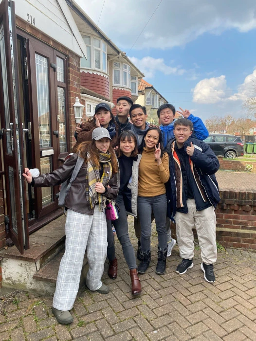 Mainland and Overseas Exchange