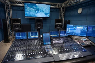 数码音响室1 (配备Dolby Atmos, Pro Tools Ultimate, AVID S6 and Meyer Sound systems)